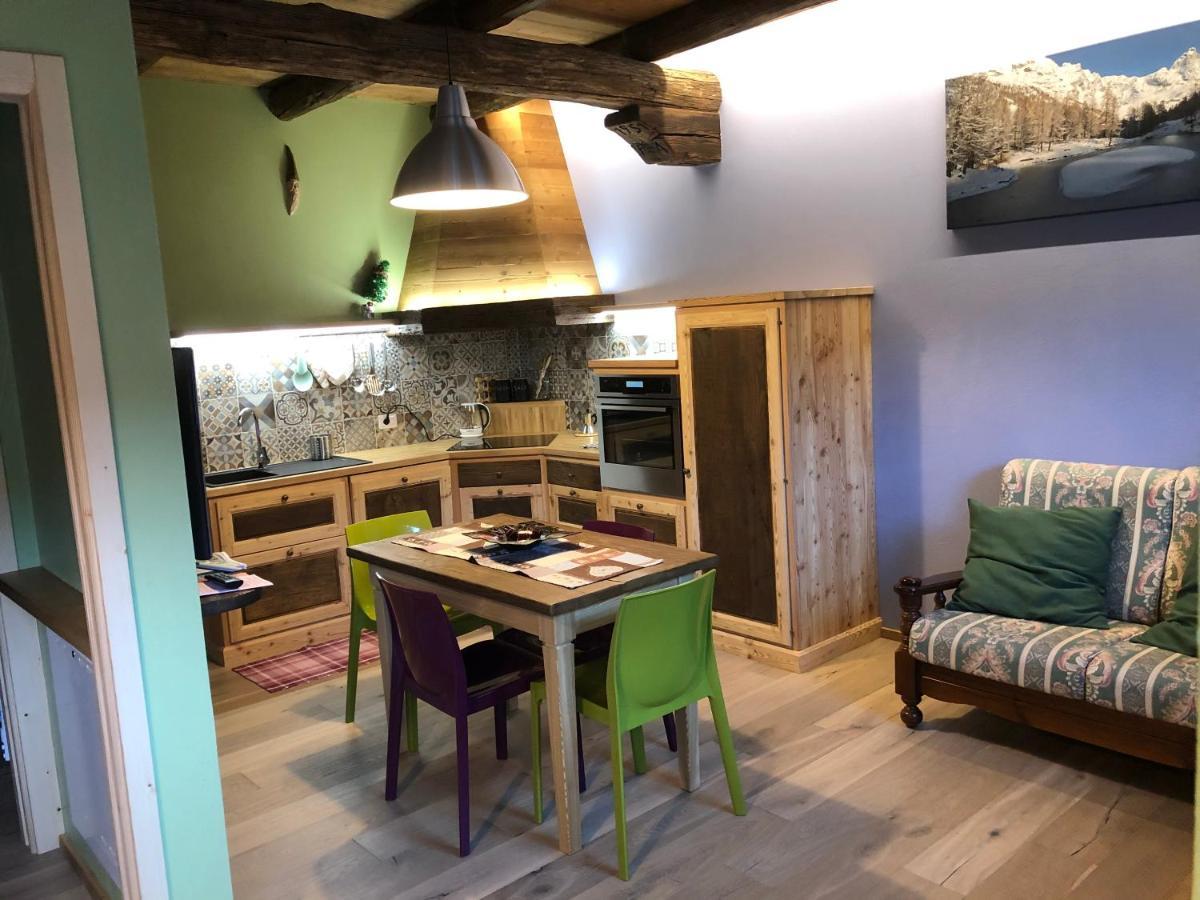 Agriturismo Gli Elfi Aosta Luaran gambar