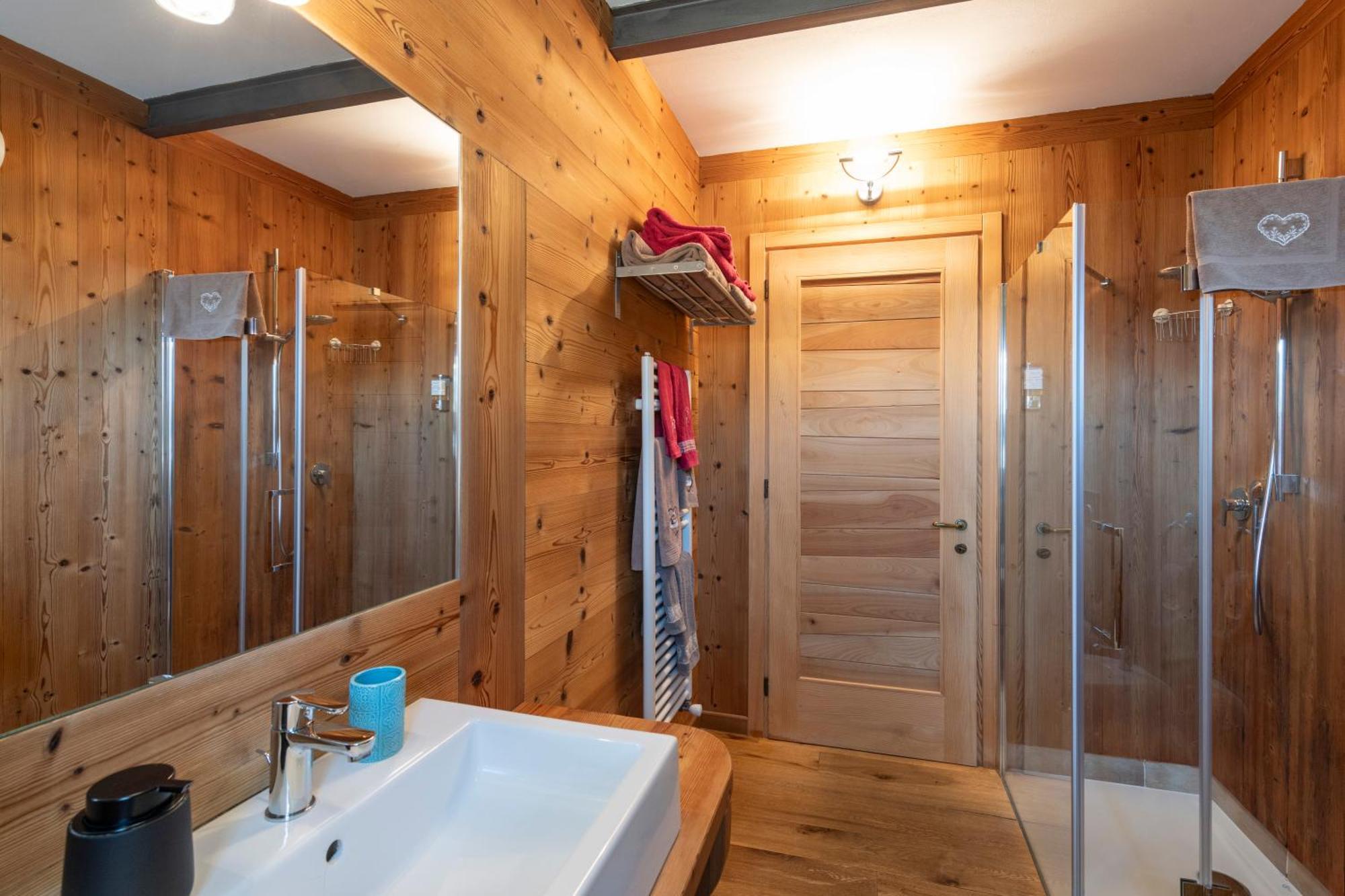 Agriturismo Gli Elfi Aosta Luaran gambar