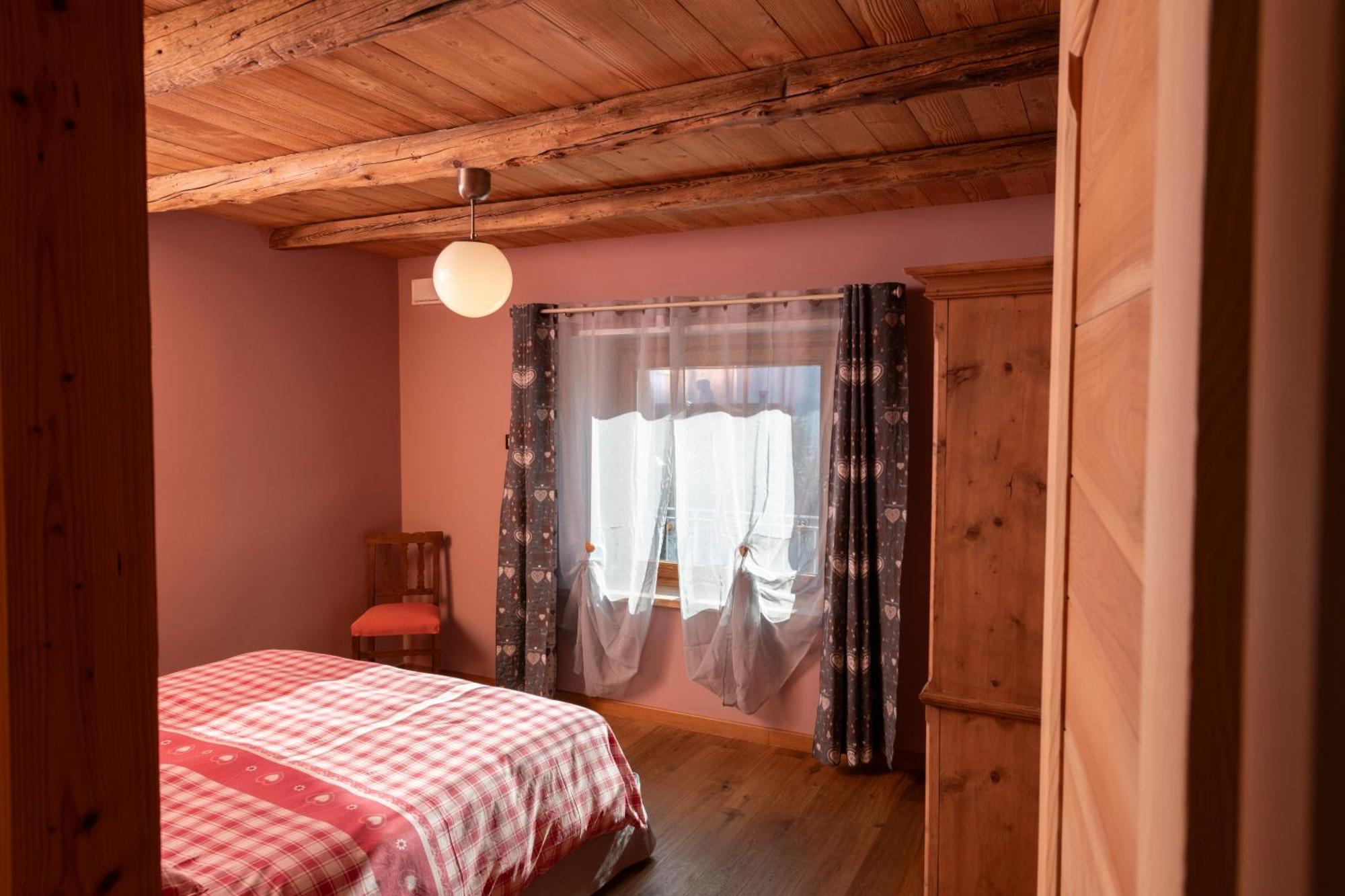 Agriturismo Gli Elfi Aosta Luaran gambar